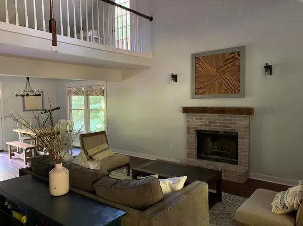 (undisclosed Address), Eddyville, KY 42038