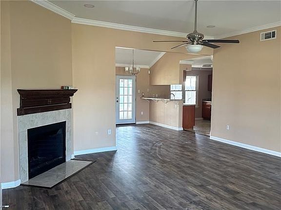 5th image of 9 Morning Glory Ln