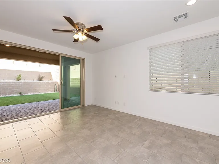 12412 Ocean Tiller Ave — Photo 6