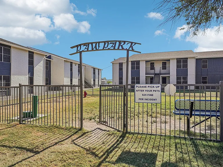 Pet-Friendly Apartment Community with Spacious Dog Park in Waco, TX