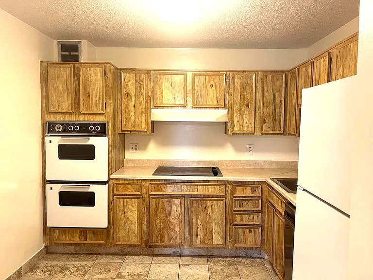 8370 Greensboro Dr #216 — Photo 13