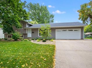 10603 105th Ave N, Maple Grove, MN 55369