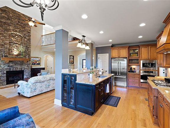 4th image of 919 Berryhill Ln