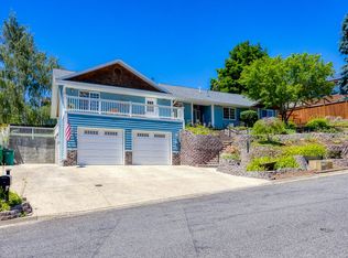 134 Ridgecrest Dr, Klamath Falls, OR 97601