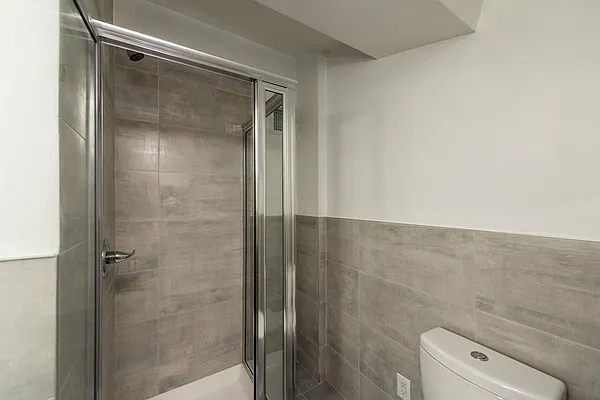 Rented by Nooklyn NYC LLC | media 7