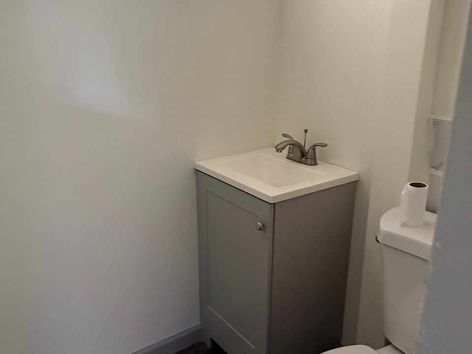 1st image of 251 E 31st St #253