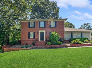 1525 Oxford Dr, Murray, KY 42071