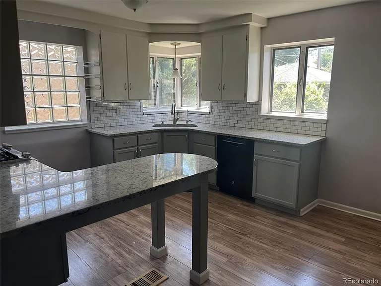 4243 Wyandot St — Photo 3