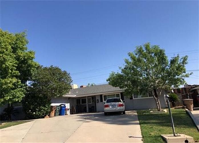 2nd image of 1004 Rockwood Ave