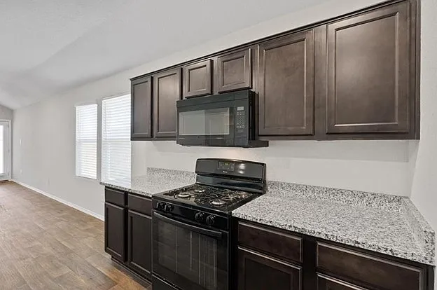 211 Whipporwill Ln — Photo 4