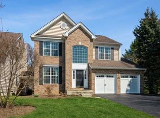 427 Vassar Pl, Fishkill, NY 12524