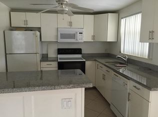 200 NE 44th St, Pompano Beach, FL 33064