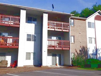 403 Berryfield Ln APT B, Blacksburg, VA, 24060