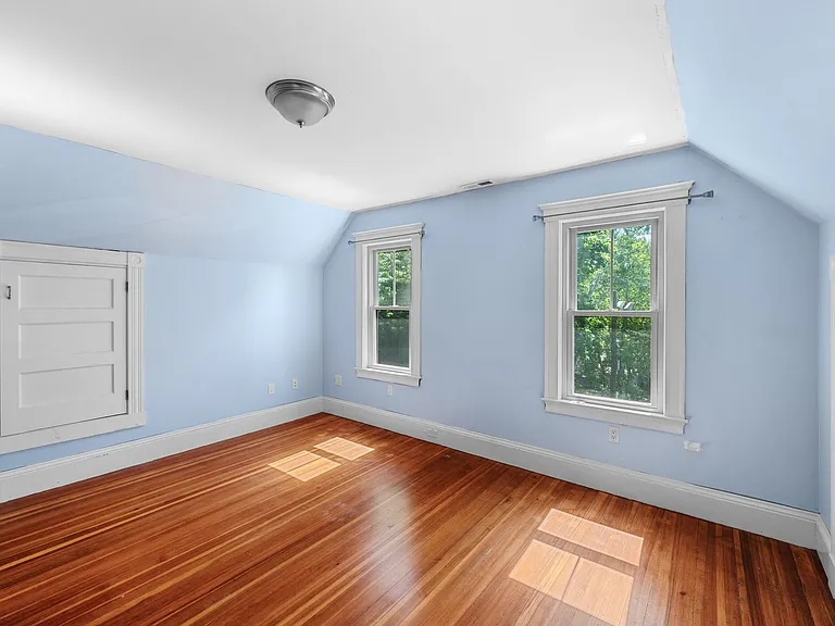9 Waldo St #2 — Photo 14