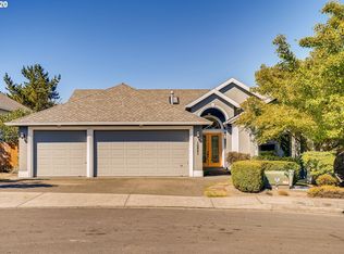 10861 SE Valley Way, Happy Valley, OR 97086