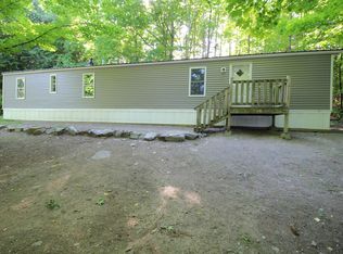 62 Round Stone Rd, Mount Vernon, ME 04352