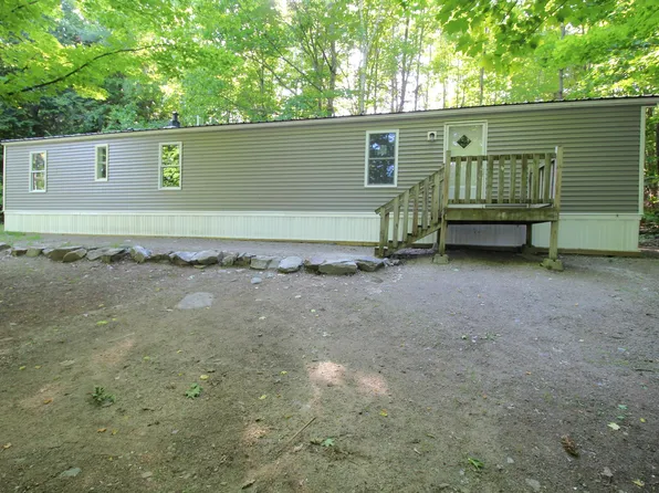 62 Round Stone Road, Mount Vernon, ME 04352