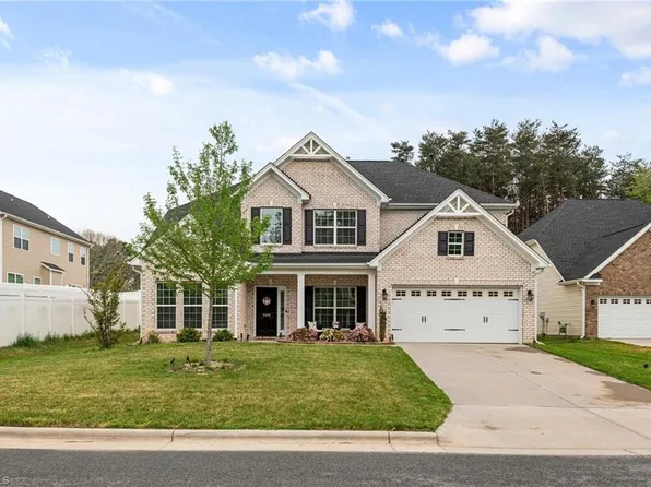 5403 Brookstead Dr, Summerfield, NC 27358