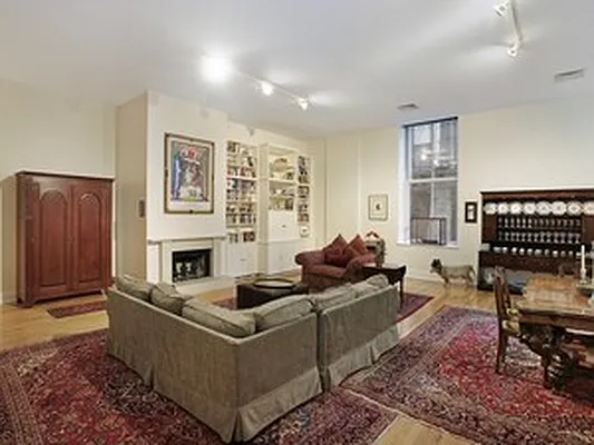 Sold by Corcoran | media 32