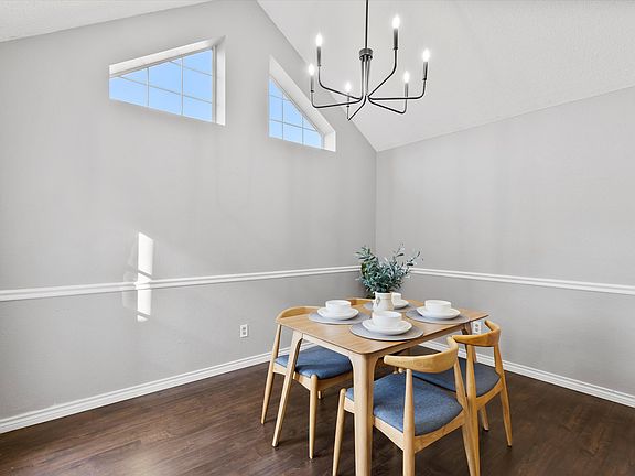5th image of 5113 Hearthcrest Dr