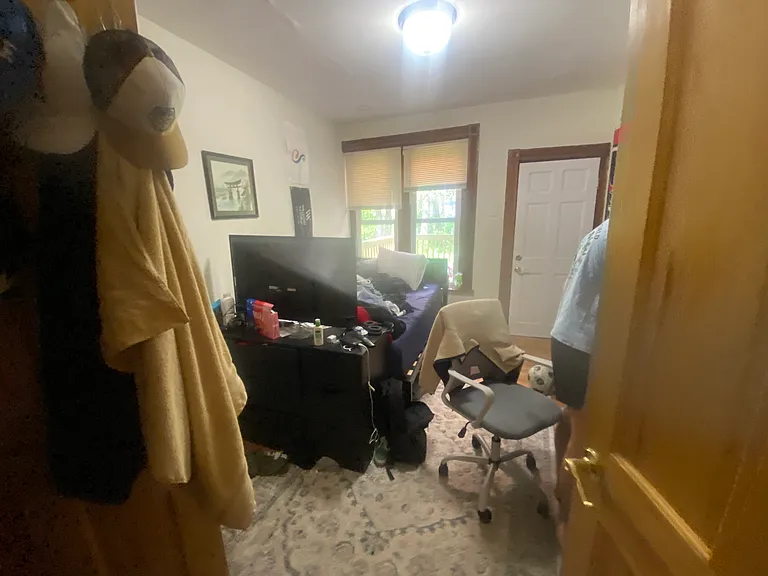 129 Cedar St #12 — Photo 6