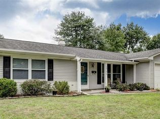 1711 Legoma Dr, Fort Wayne, IN 46819