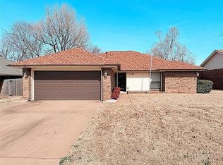 1909 Fountain Vw, Edmond, OK 73013