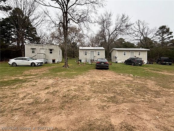 2nd image of 130 Rocky Top Rd