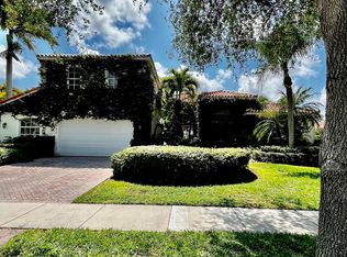 9856 SE Crape Myrtle Ct, Hobe Sound, FL 33455