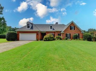 3430 Chartwell Rdg, Suwanee, GA 30024