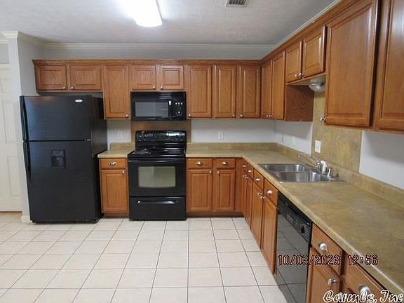 4th image of 2250 Wilmington Dr
