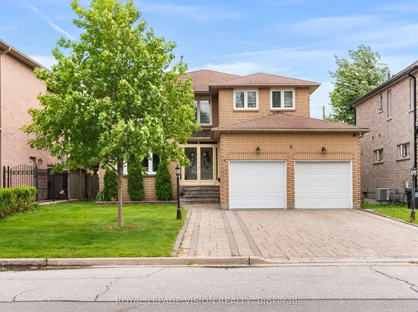 5 Anson Ave, Toronto, ON M1M 1X2