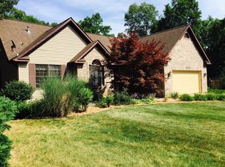 7983 Deerpath Rd, Kalamazoo, MI 49009