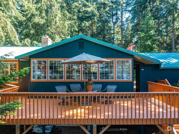 2102 NE Parker Road, Coupeville, WA 98239