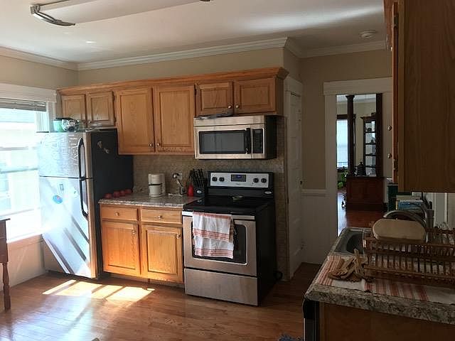 2nd image of 43 Freeland St
