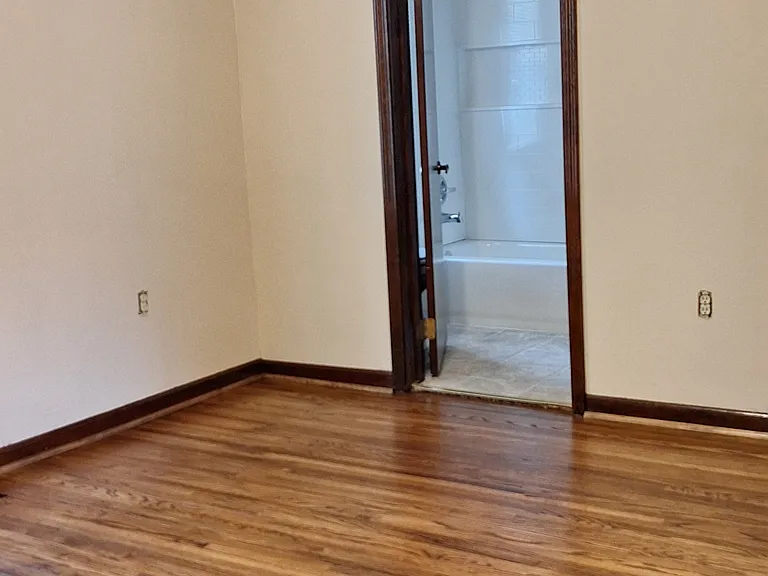 603 N College St — Photo 6