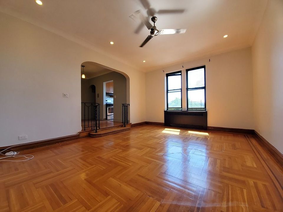 1st image of 55 E 196th St APT 2D