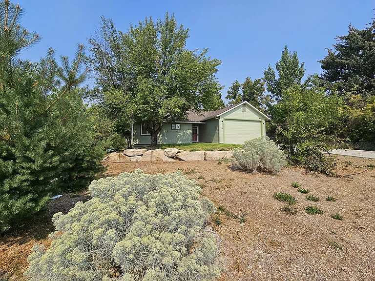 5214 W Castle Dr — Photo 3