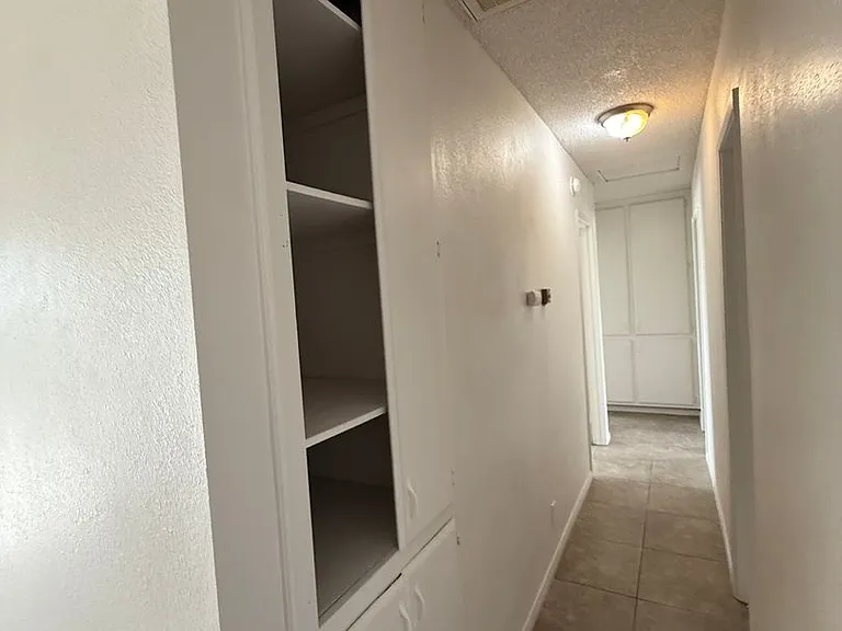 15991 N Culver Rd — Photo 18