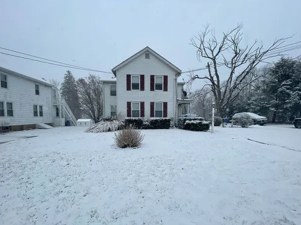 98 Ridge Rd, Middletown, CT 06457