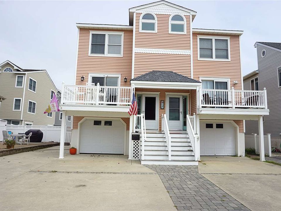 1st image of 137 48th St #West