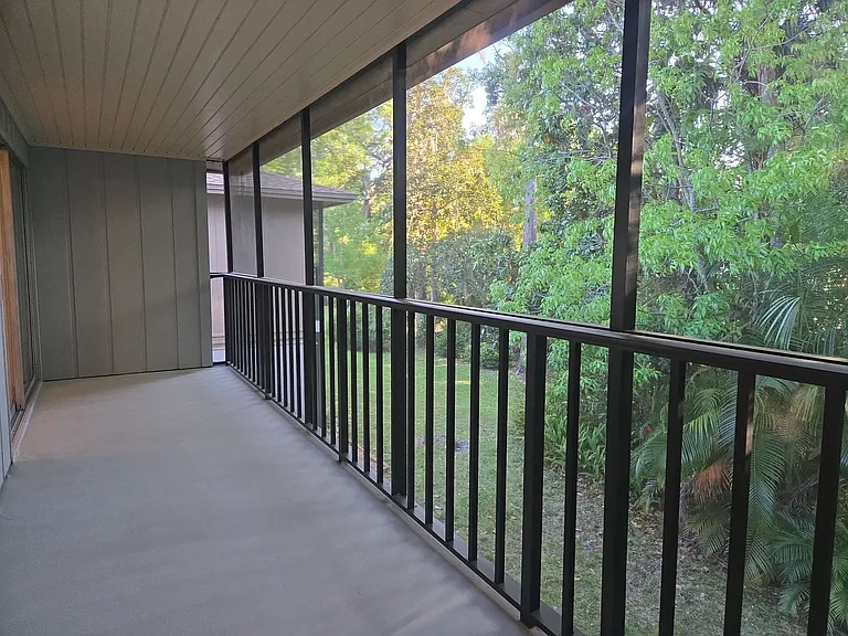 160 Live Oak Woods Ct #4D — Photo 21