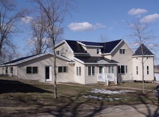 7495 Morrisonville Rd, Deforest, WI 53532