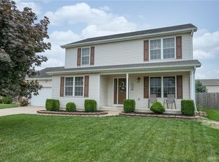 1319 Winchester Dr, Troy, OH