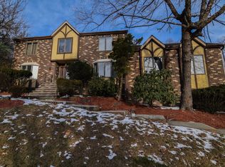 127 Nellis Dr, Wayne, NJ 07470