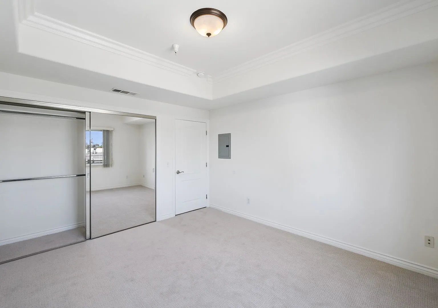 The Oak, Llc — Photo 3