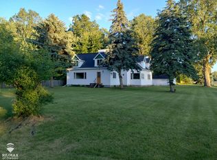 806 E King St, Corunna, MI