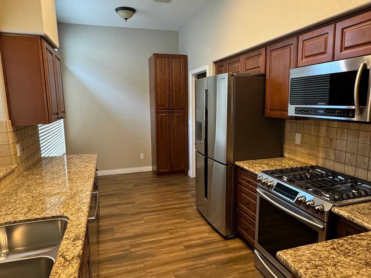 7541 Lorinda Ave — Photo 3