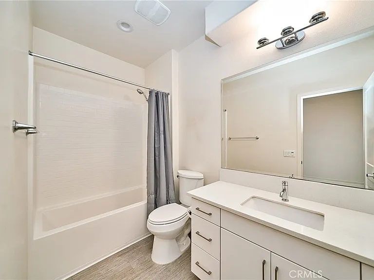 9040 Garvey Ave #3 — Photo 12