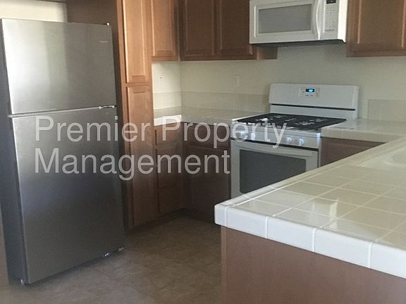 4th image of 107 Buena Ventura St